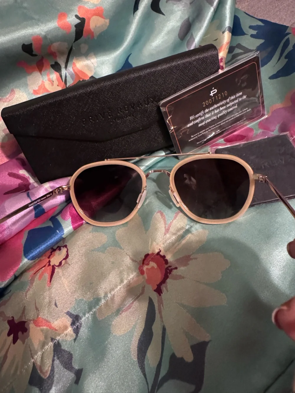 PRIVE REVAUX NEW Women’s Round Aviator Sunglasses in Sand n gold-tone